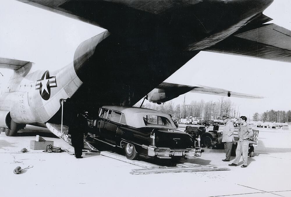 In the 1960s, air travel began to provide the Secret Service a much more convenient and effective means of transportation. Official vehicles were able to be loaded aboard aircraft to destinations in advance of protective visits.