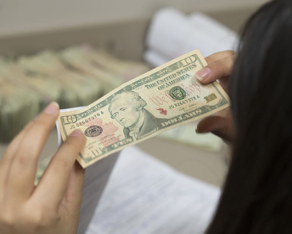 What to Do if You Receive Counterfeit Money